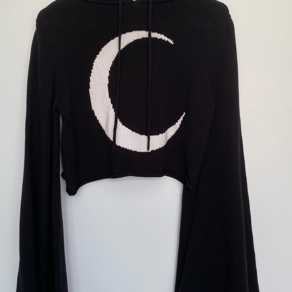 Knit Hooded Sweater - Picture 4 of 5